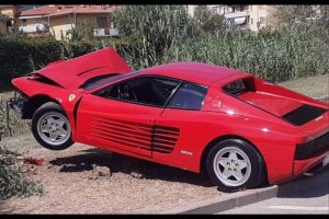 wrecked ferrari testarossa over video 2