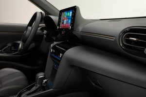 yaris-cross-premiere-edition-int-02