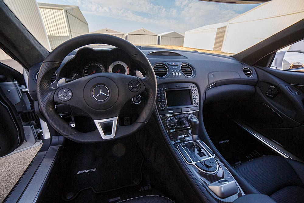 https://autogreeknews.gr/wp-content/uploads/2021/10/2009_mercedes-benz_sl65_AMG_black_series_auction-9.jpg
