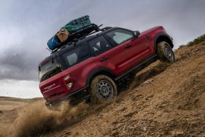 2021-Ford-Patent-Retractible-Tailpipe-2