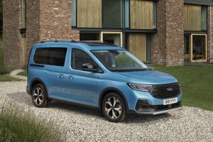 2022-Ford-Tourneo-Connect-1