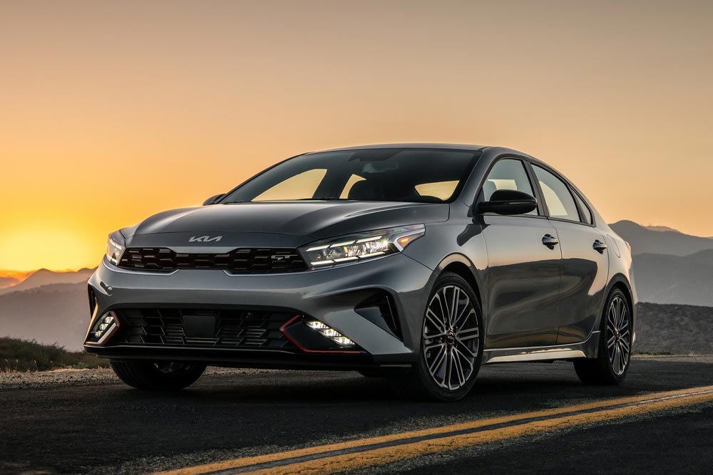 https://autogreeknews.gr/wp-content/uploads/2021/10/2022-Kia-Forte-4.jpg