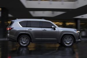 2022-Lexus-LX-3