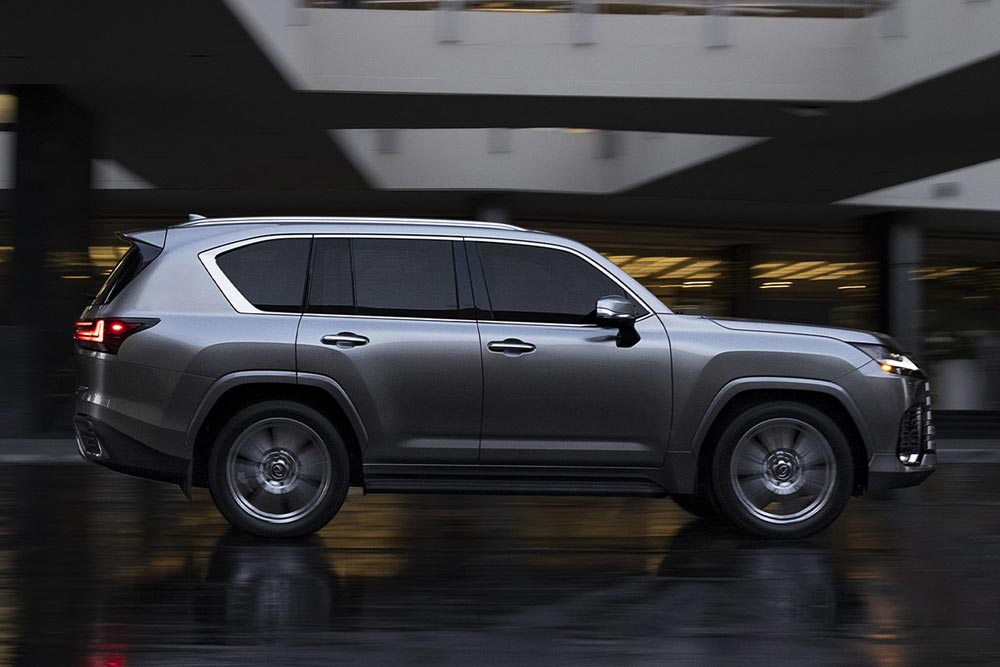 https://autogreeknews.gr/wp-content/uploads/2021/10/2022-Lexus-LX-3.jpg