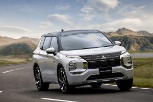 2022-Mitusbishi-Outlander-PHEV-3