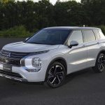 2022-Mitusbishi-Outlander-PHEV-4