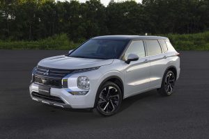 2022-Mitusbishi-Outlander-PHEV-4