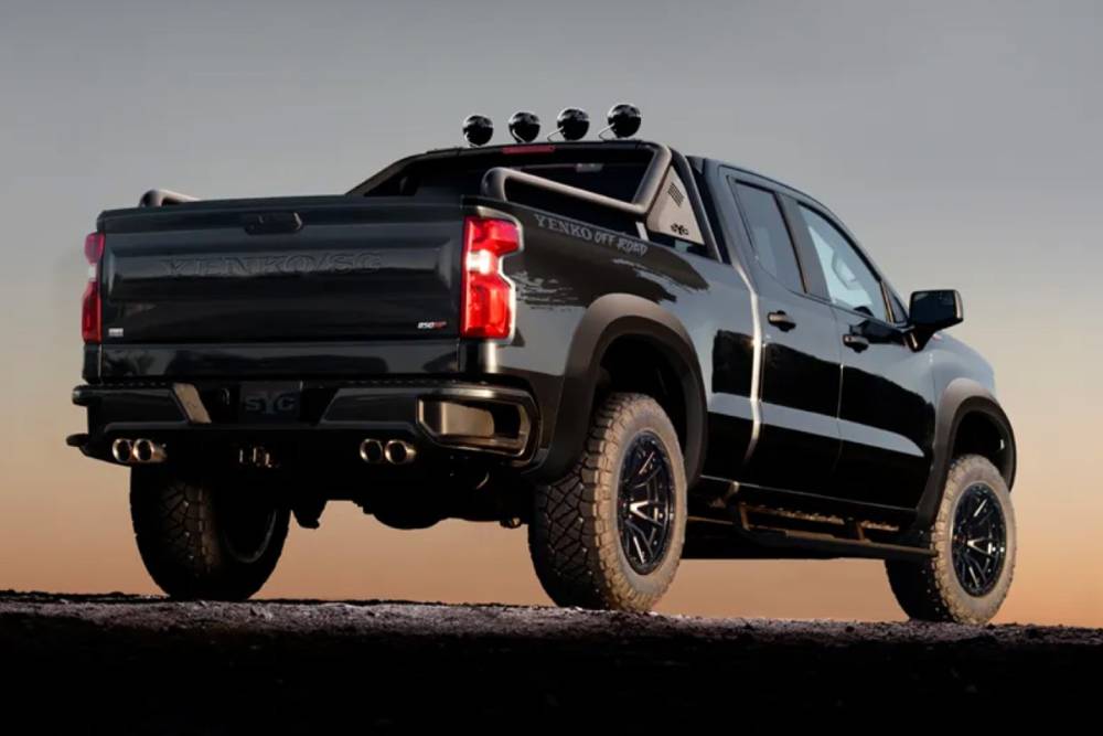 https://autogreeknews.gr/wp-content/uploads/2021/10/2022-chevrolet-silverado-1500-yenko-sc-packs-850-s-3.jpg