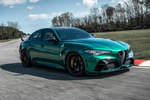 Alfa_Romeo_Giulia_GTAm_25