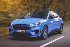 Ford Mustang Mach-E GT (1)