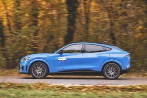 Ford Mustang Mach-E GT (13)