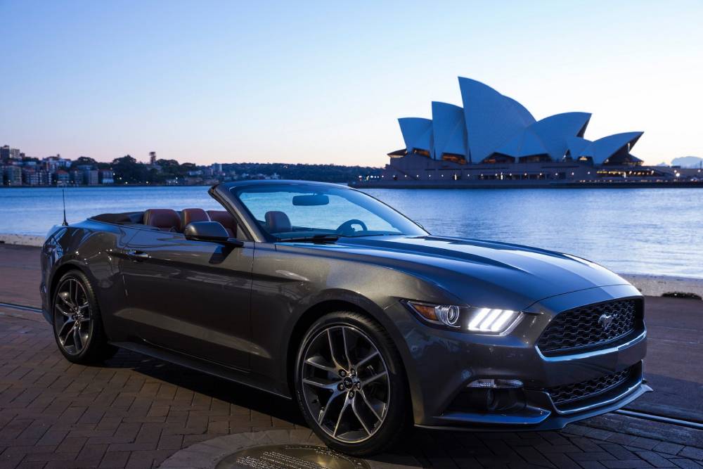 https://autogreeknews.gr/wp-content/uploads/2021/10/Ford-Mustang-Sidney.jpg