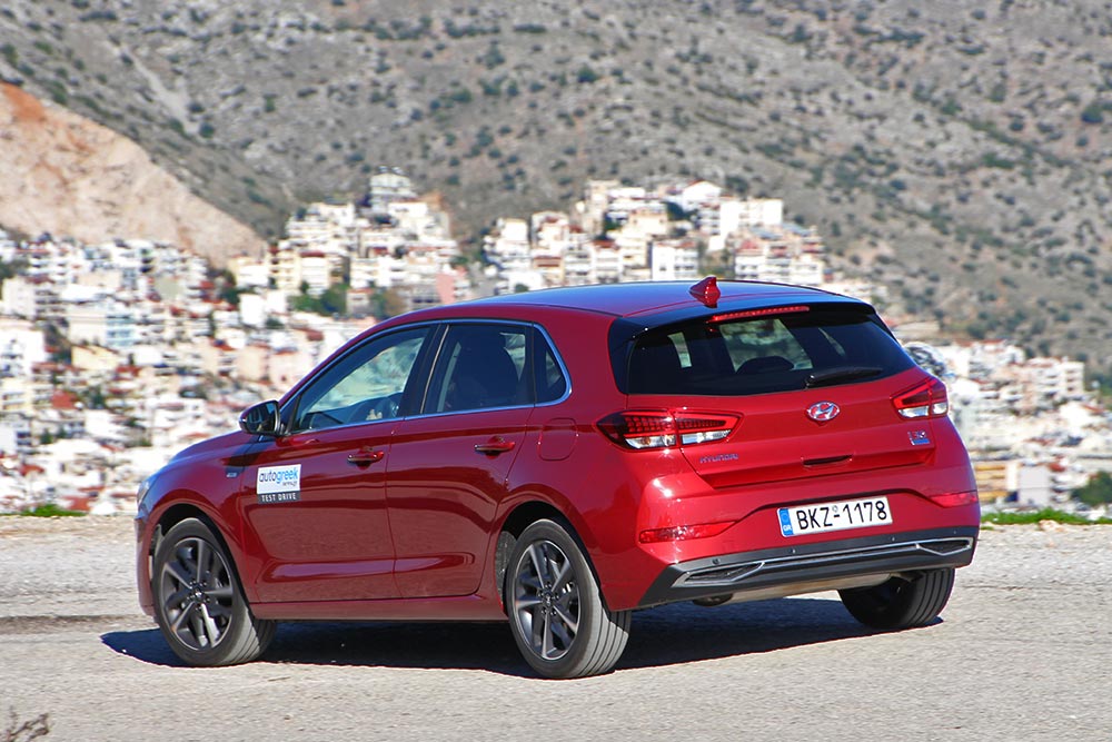 https://autogreeknews.gr/wp-content/uploads/2021/10/Hyundai-i30-facelift-6.jpg