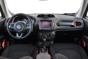 Jeep Renegade 4xe Trailhawk (15)