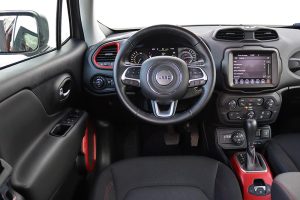 Jeep Renegade 4xe Trailhawk (16)