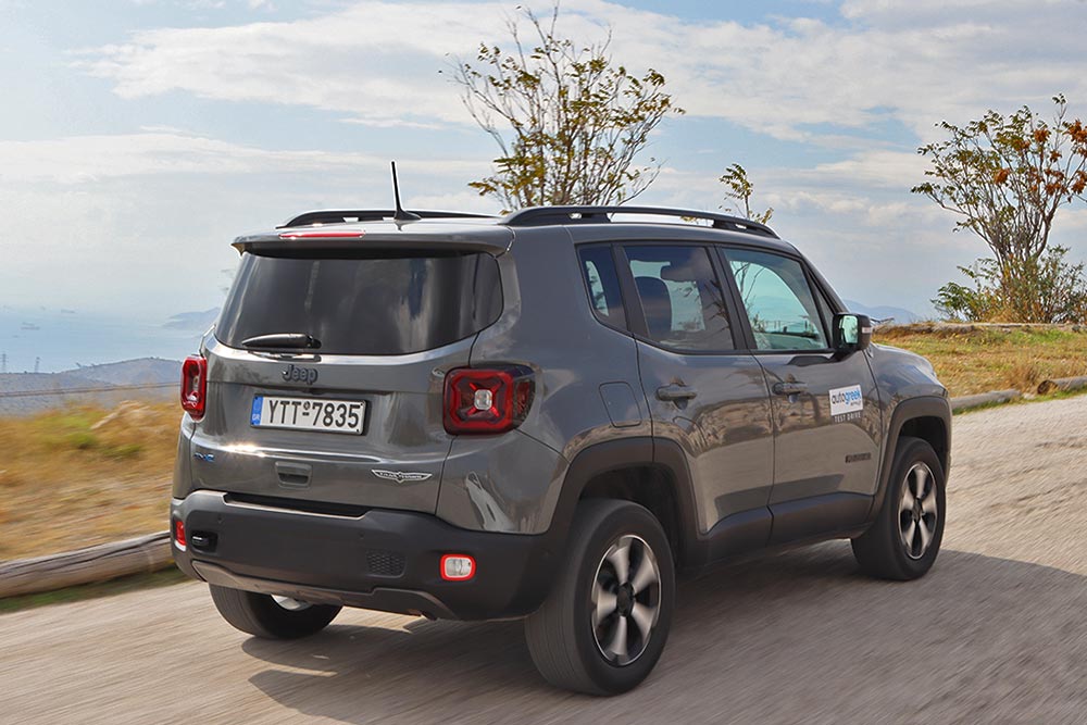 https://autogreeknews.gr/wp-content/uploads/2021/10/Jeep-Renegade-4xe-Trailhawk-37.jpg