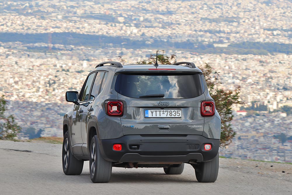 https://autogreeknews.gr/wp-content/uploads/2021/10/Jeep-Renegade-4xe-Trailhawk-43.jpg