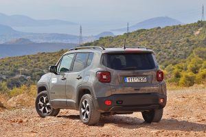 Jeep-Renegade-4xe-Trailhawk-(45)