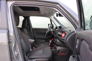 Jeep Renegade 4xe Trailhawk (6)