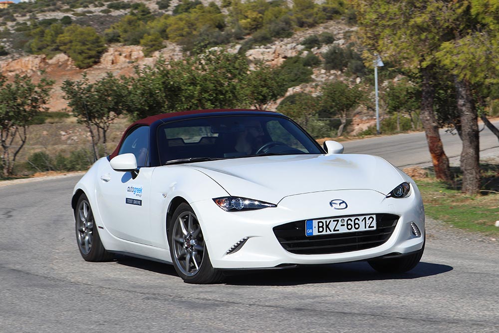 https://autogreeknews.gr/wp-content/uploads/2021/10/Mazda-MX-5-1-17.jpg