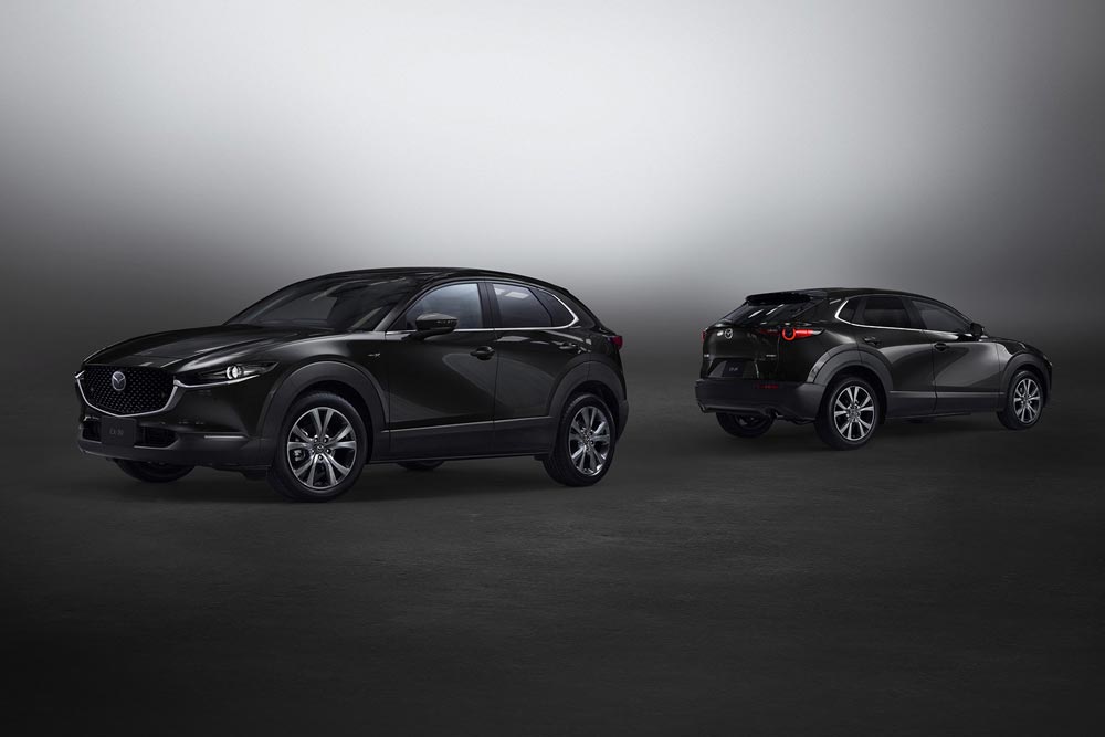 https://autogreeknews.gr/wp-content/uploads/2021/10/Mazda3-cx30-6.jpg