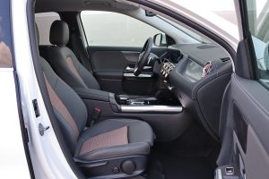 Mercedes EQA 250 (19)