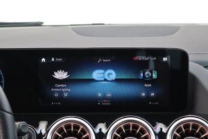 Mercedes EQA 250 (27)