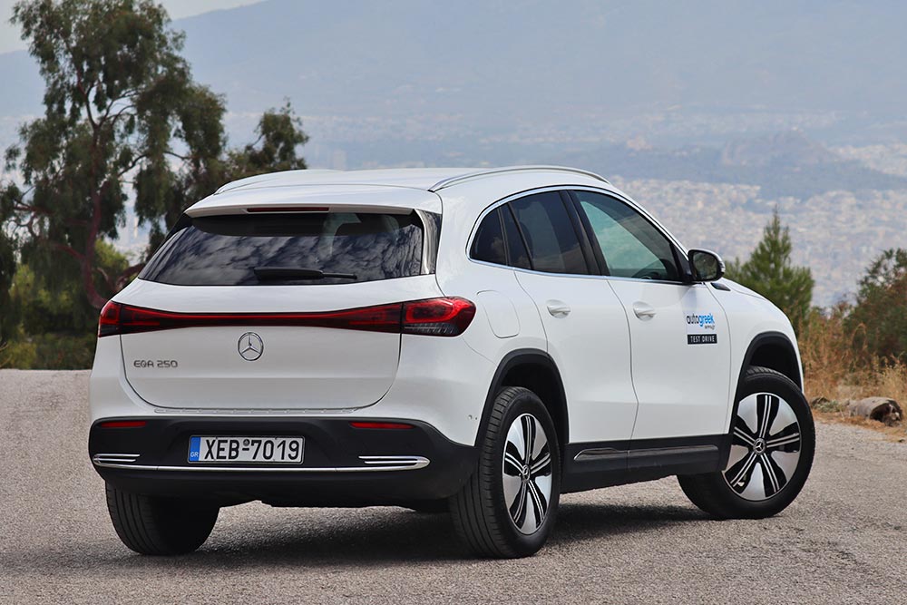 https://autogreeknews.gr/wp-content/uploads/2021/10/Mercedes-EQA-250-49.jpg