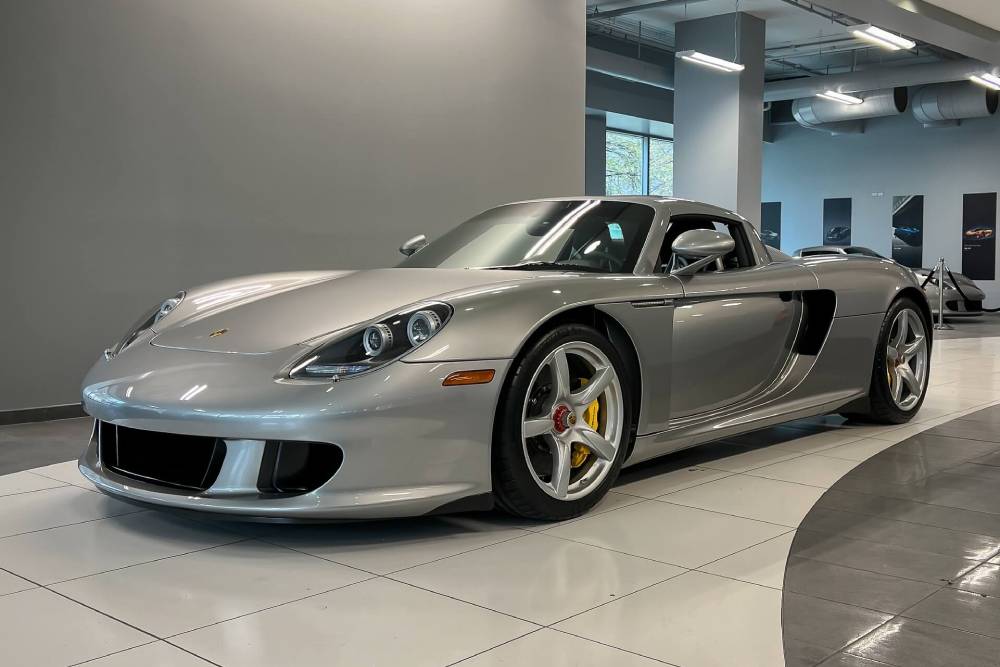 https://autogreeknews.gr/wp-content/uploads/2021/10/Porsche-Carrera-GT-1.jpg