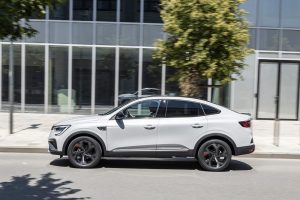 Renault-ARKANA-(9)