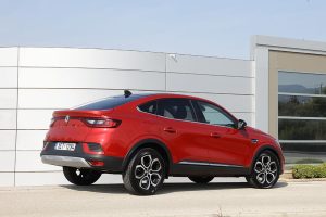 Renault-Arkana-Greece-(4)