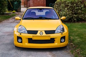Renault-Clio-V6-1