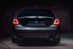 Rolls-Royce-Ghost-Black-Badge-2021-Warehouse-6