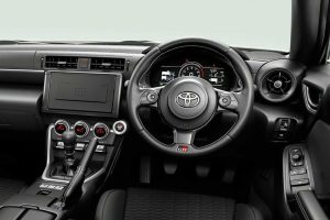 Toyota-GR86-basic-(5)