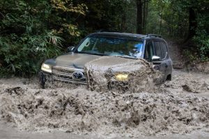 Toyota-Land-Cruiser-70