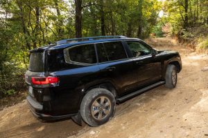 Toyota-Land-Cruiser-74