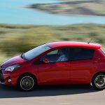 Toyota-Yaris-2015-(3)