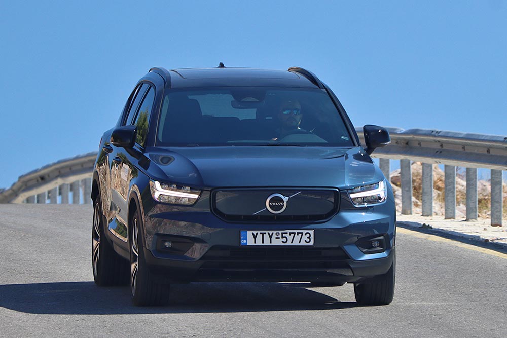https://autogreeknews.gr/wp-content/uploads/2021/10/Volvo-XC40-Recharge-T8-10.jpg