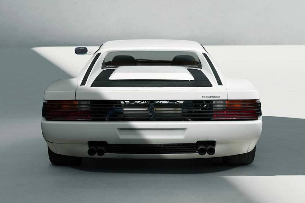 https://autogreeknews.gr/wp-content/uploads/2021/10/fioravanti-ferrari-testarossa-restomod-tail.jpg