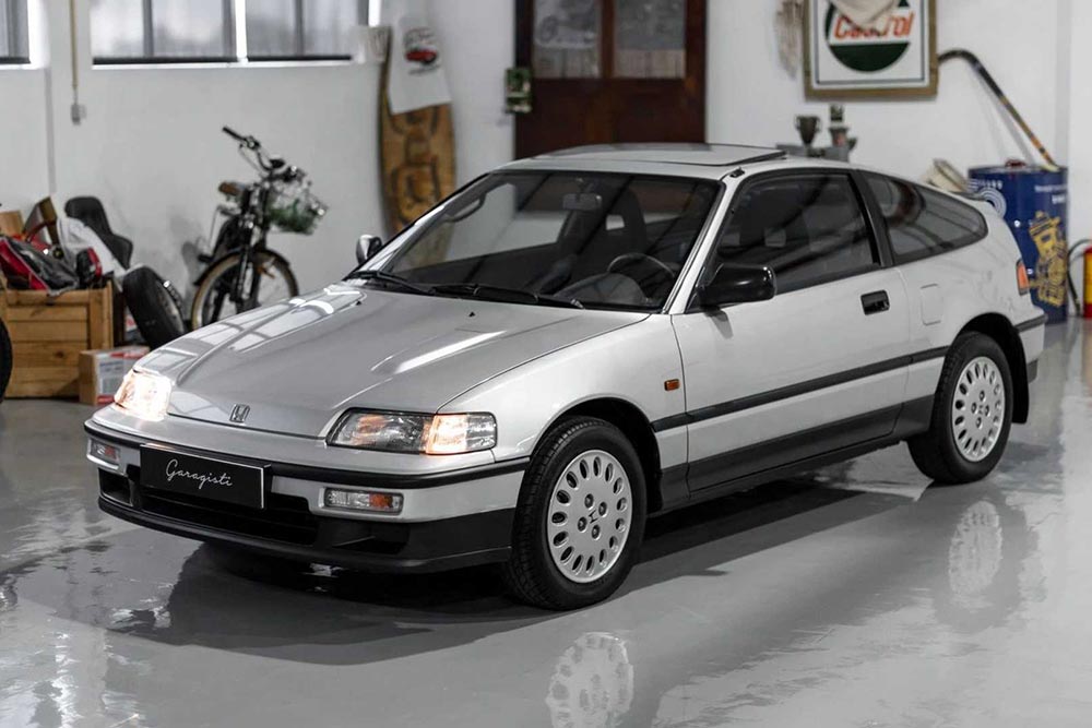 https://autogreeknews.gr/wp-content/uploads/2021/10/honda-cr-x-1990-3.jpg