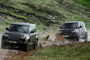 land rover defender no time to die