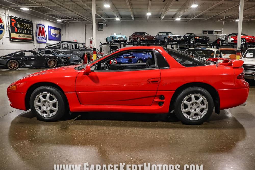 https://autogreeknews.gr/wp-content/uploads/2021/10/one-owner-red-1994-mitsubishi-3000gt-for-sale-11.jpg