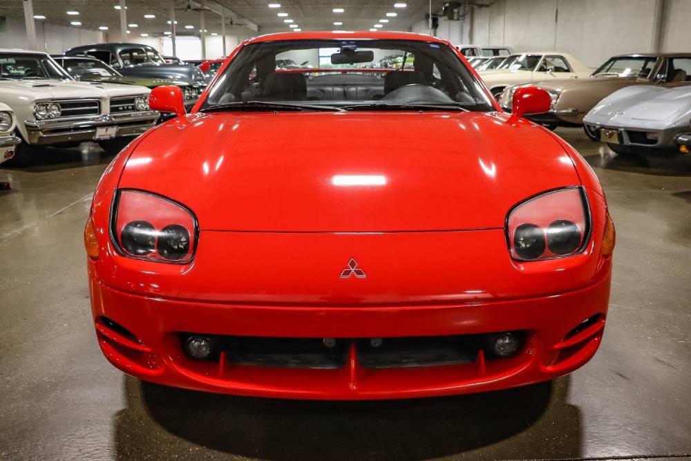https://autogreeknews.gr/wp-content/uploads/2021/10/one-owner-red-1994-mitsubishi-3000gt-for-sale-8.jpg