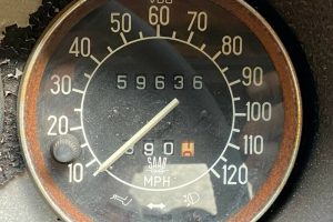 rare-1974-saab-sonett-iii-found-in-a-barn-hopes-yo (4)