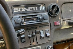 rare-1974-saab-sonett-iii-found-in-a-barn-hopes-yo (6)