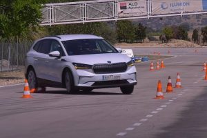 skoda enyaq iv moose test