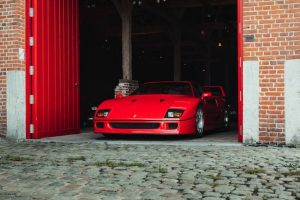 this-1989-ferrari-f40-has-hardly-seen-the-light-of