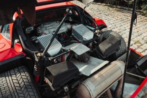 this-1989-ferrari-f40-has-hardly-seen-the-light-of (6)