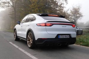 0-314 kmh porsche cayenne turbo gt