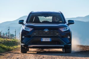 2019-toyota-rav4-(9)